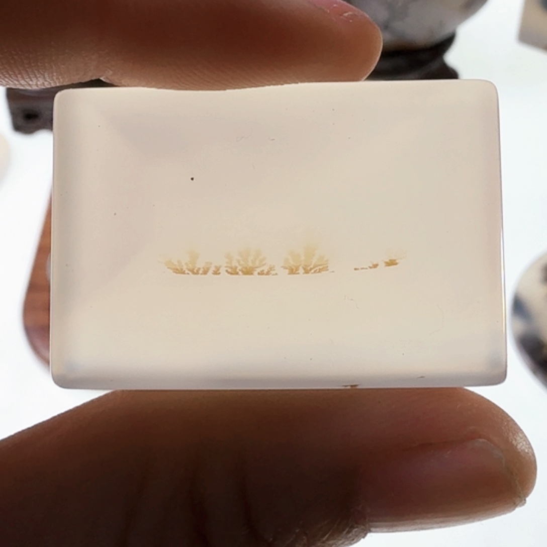 玛瑙/玉髓未镶嵌珠宝半成品