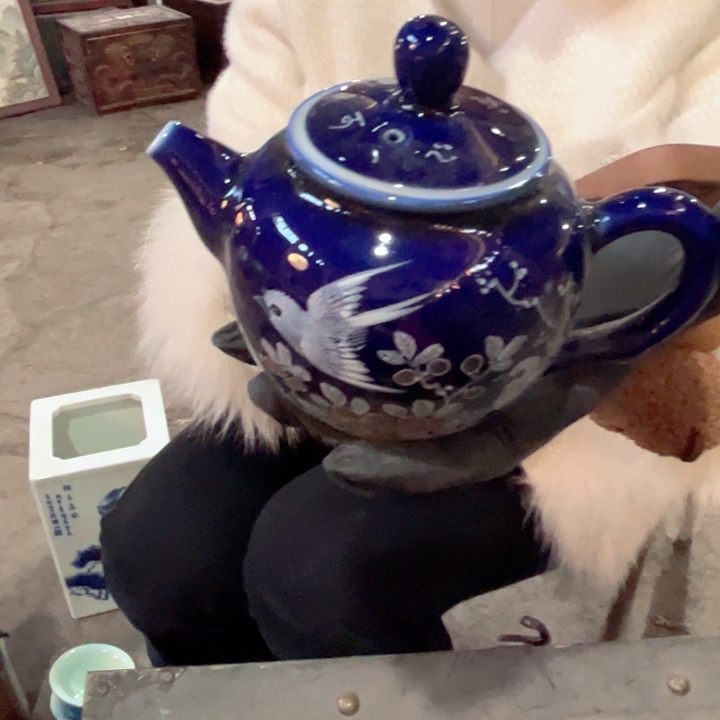 陶摆件景德镇高温瓷壶