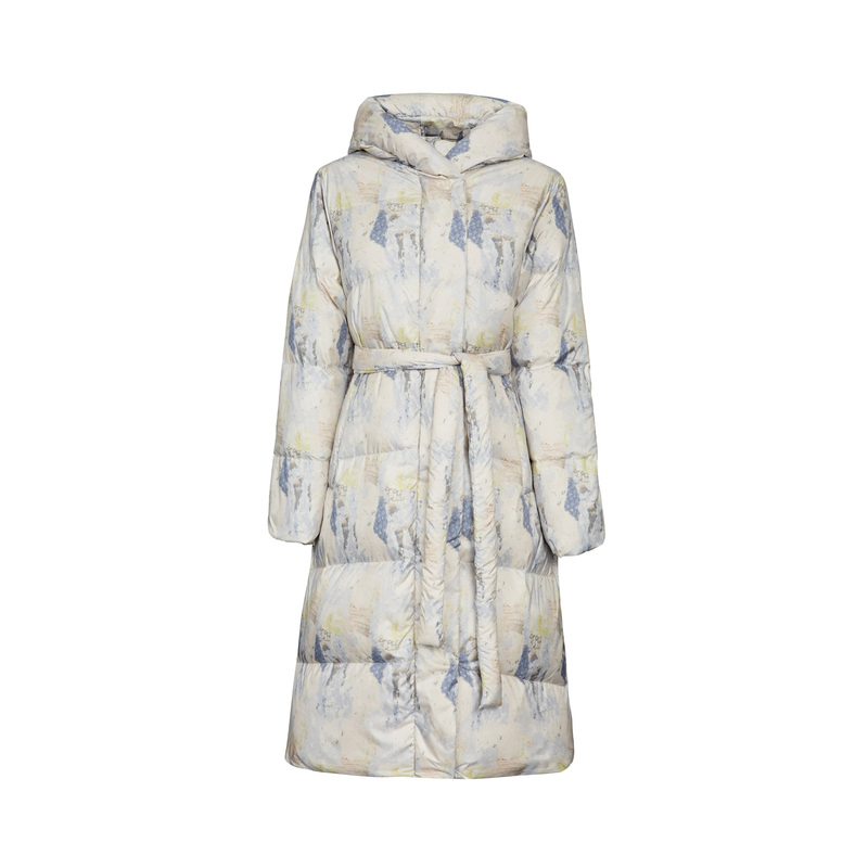 sdeer圣迪奥女装时尚百搭连帽晕染印花收腰长款羽绒服S23462401