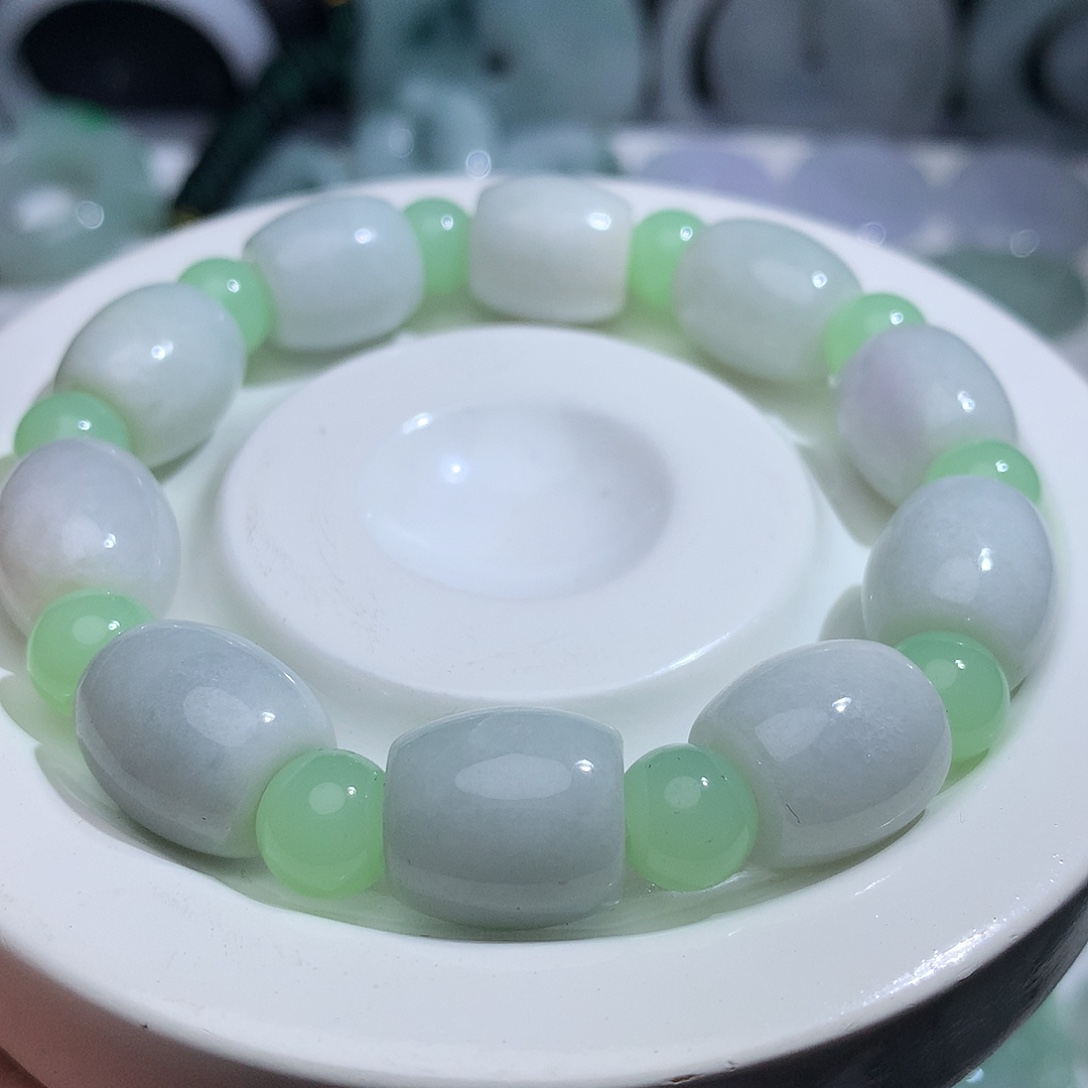 翡翠未镶嵌颈饰738