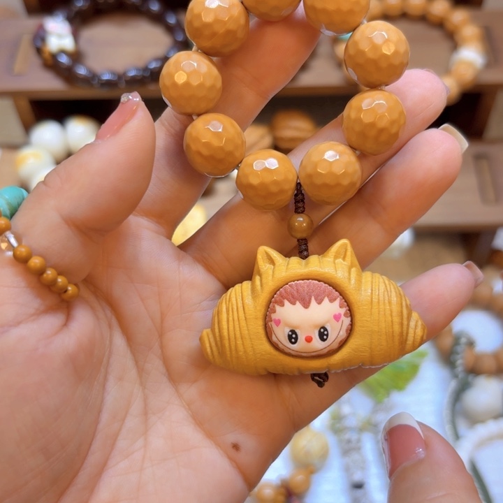 星月菩提手串全品钻面猴头牛角包拉布布