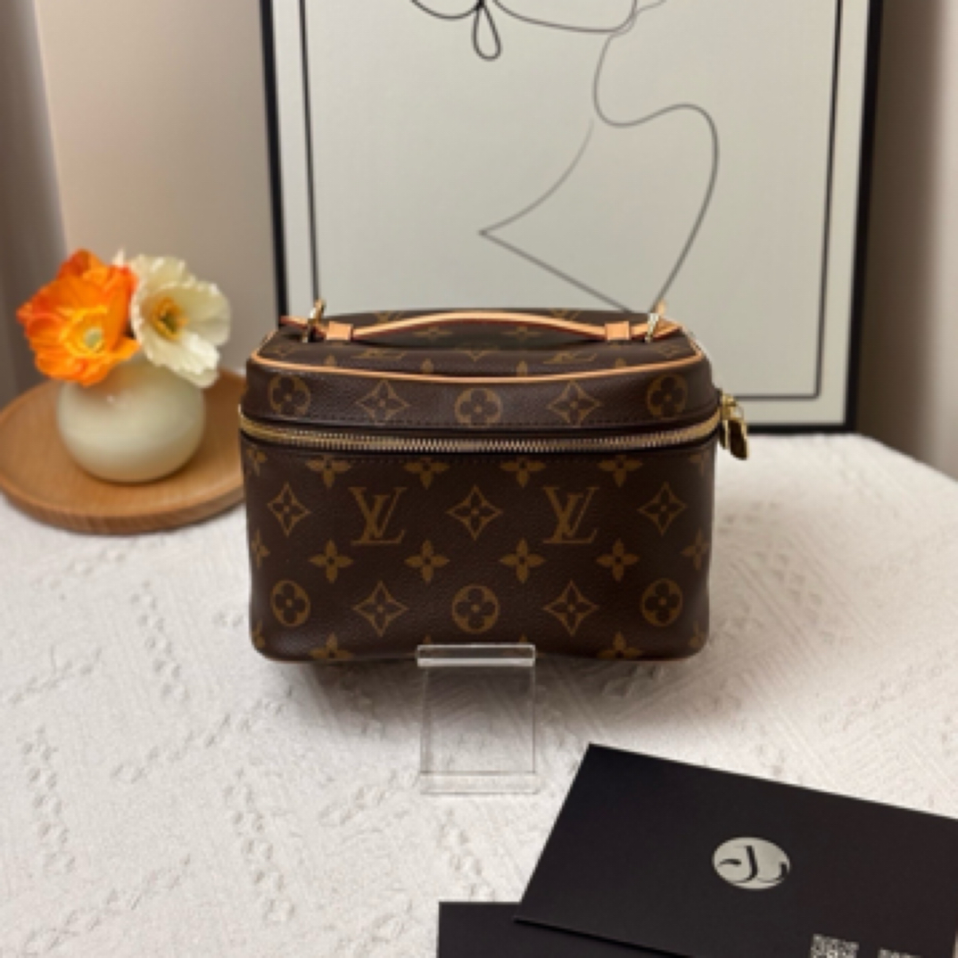 95新 LouisVuitton/路易威登 化妆盒老花 芯片款 /JW5768