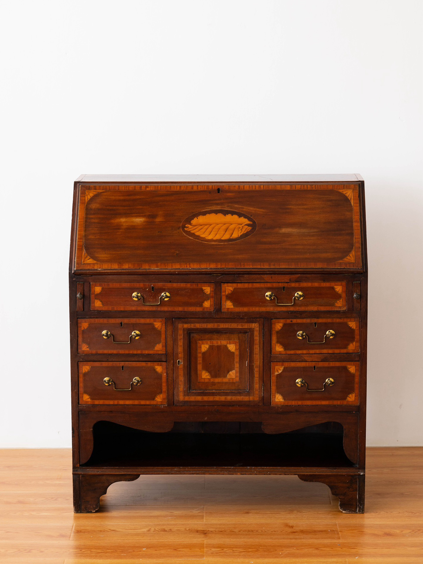 奥地利细木镶嵌古董秘书柜，好品相。长92宽44高103