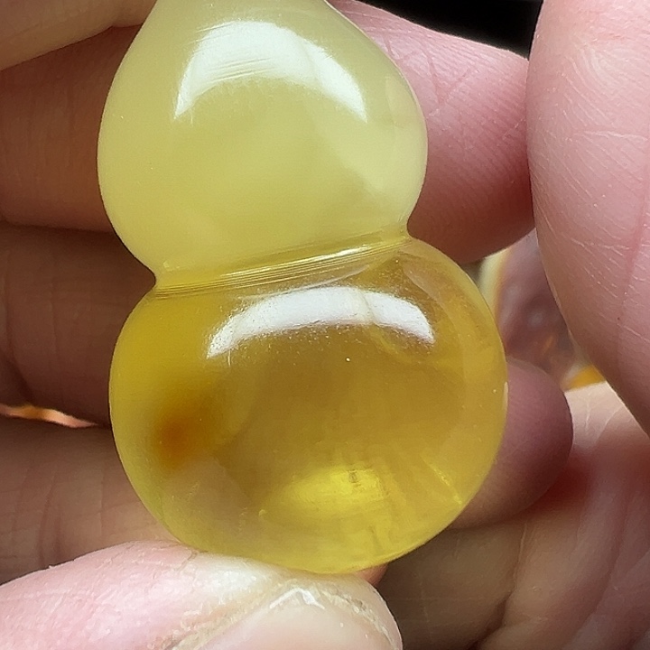 未镶嵌琥珀珠宝奇石蜜蜡吊坠