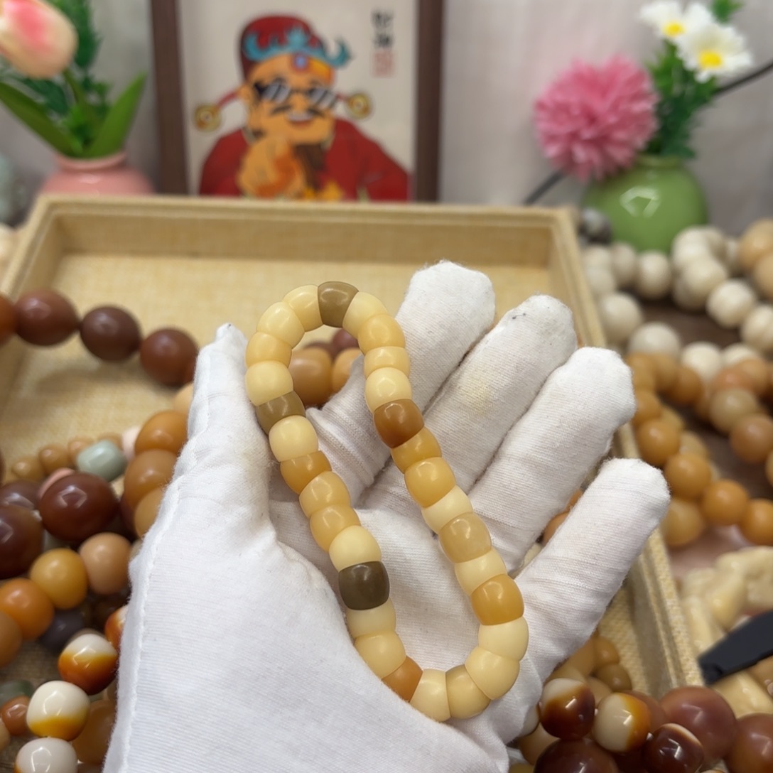 吊坠菩提根/象牙果10毛坯小瑕疵树王肠917