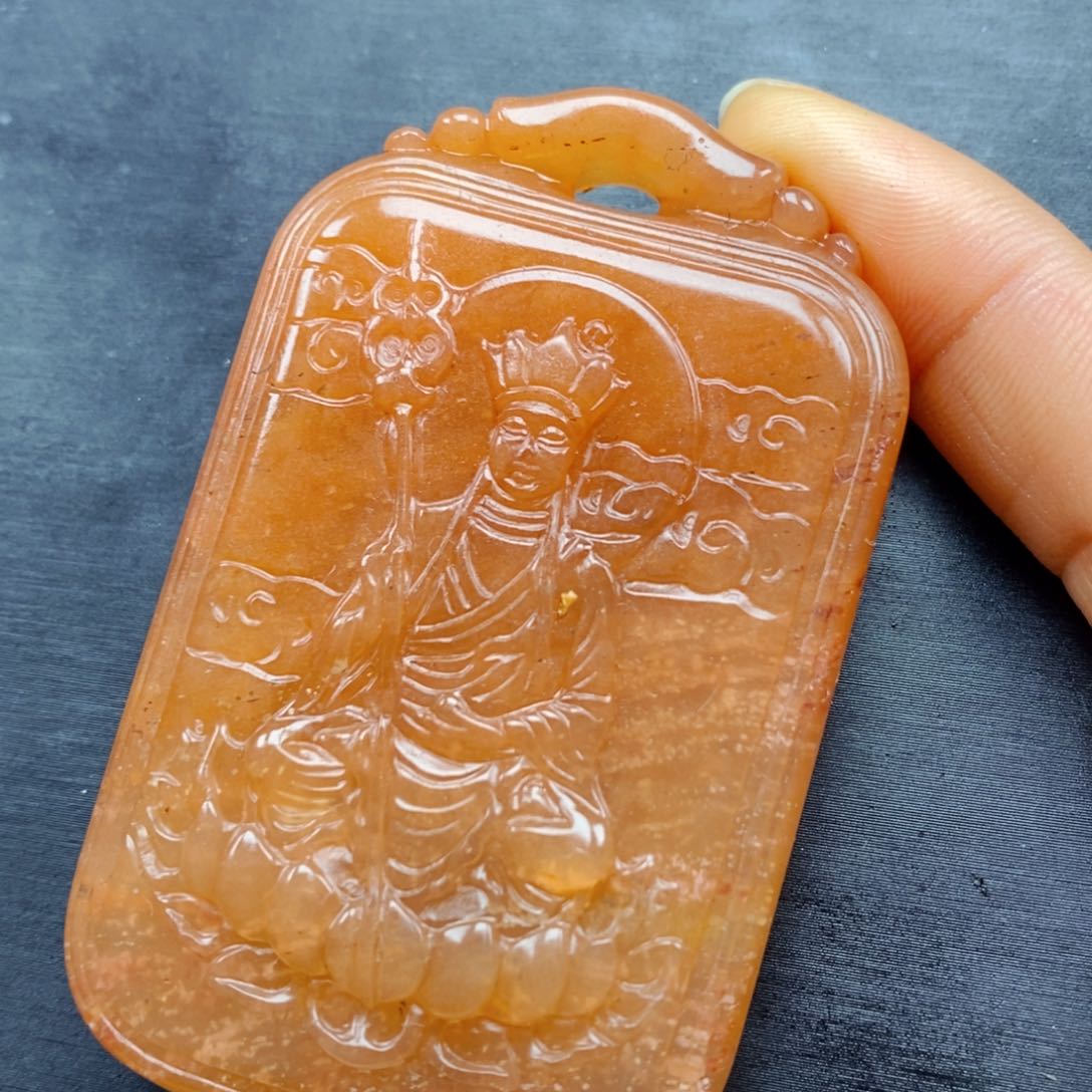 石英质玉（黄龙玉）颈饰未镶嵌