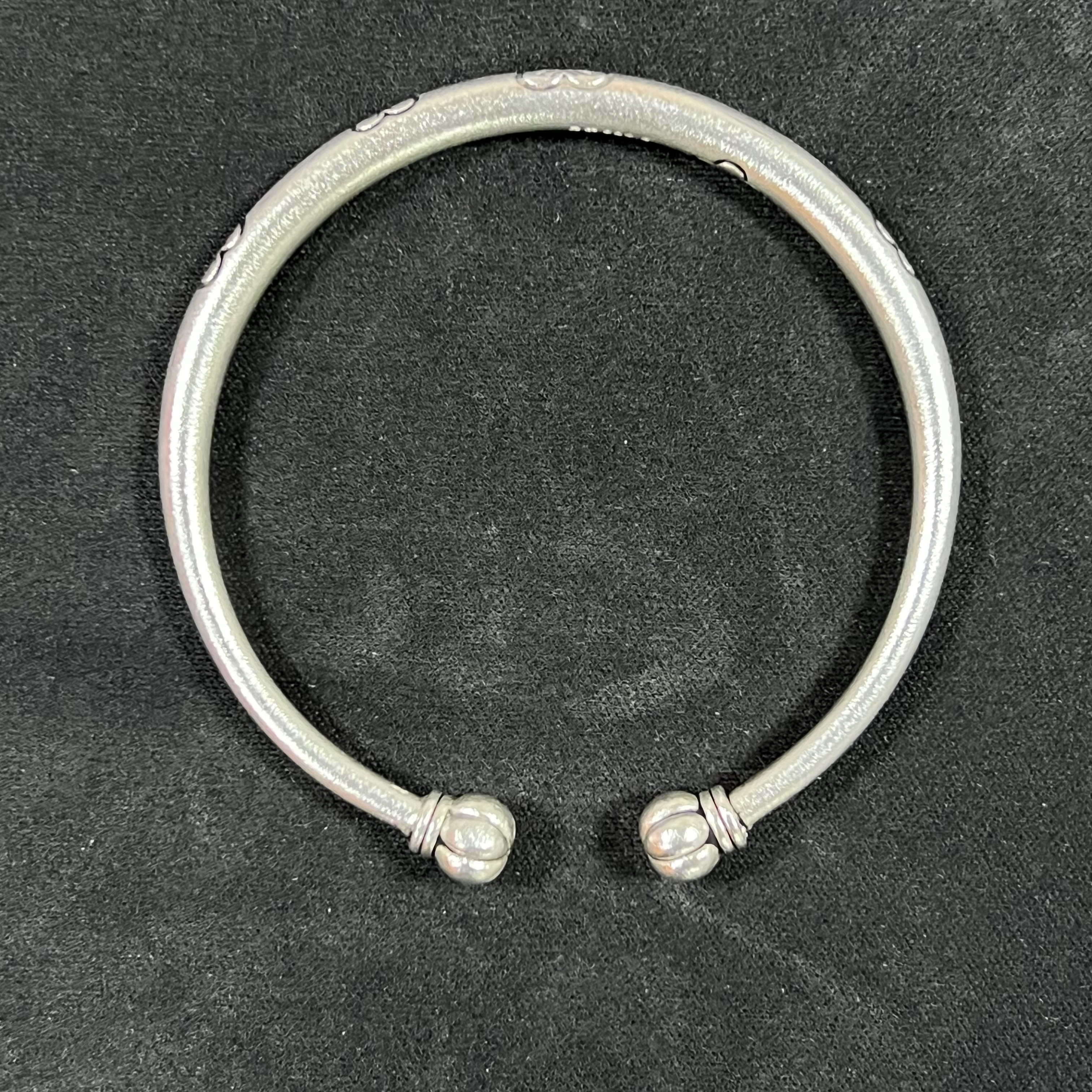 YZ024南瓜头精品手环  精品银色手环（无礼盒）