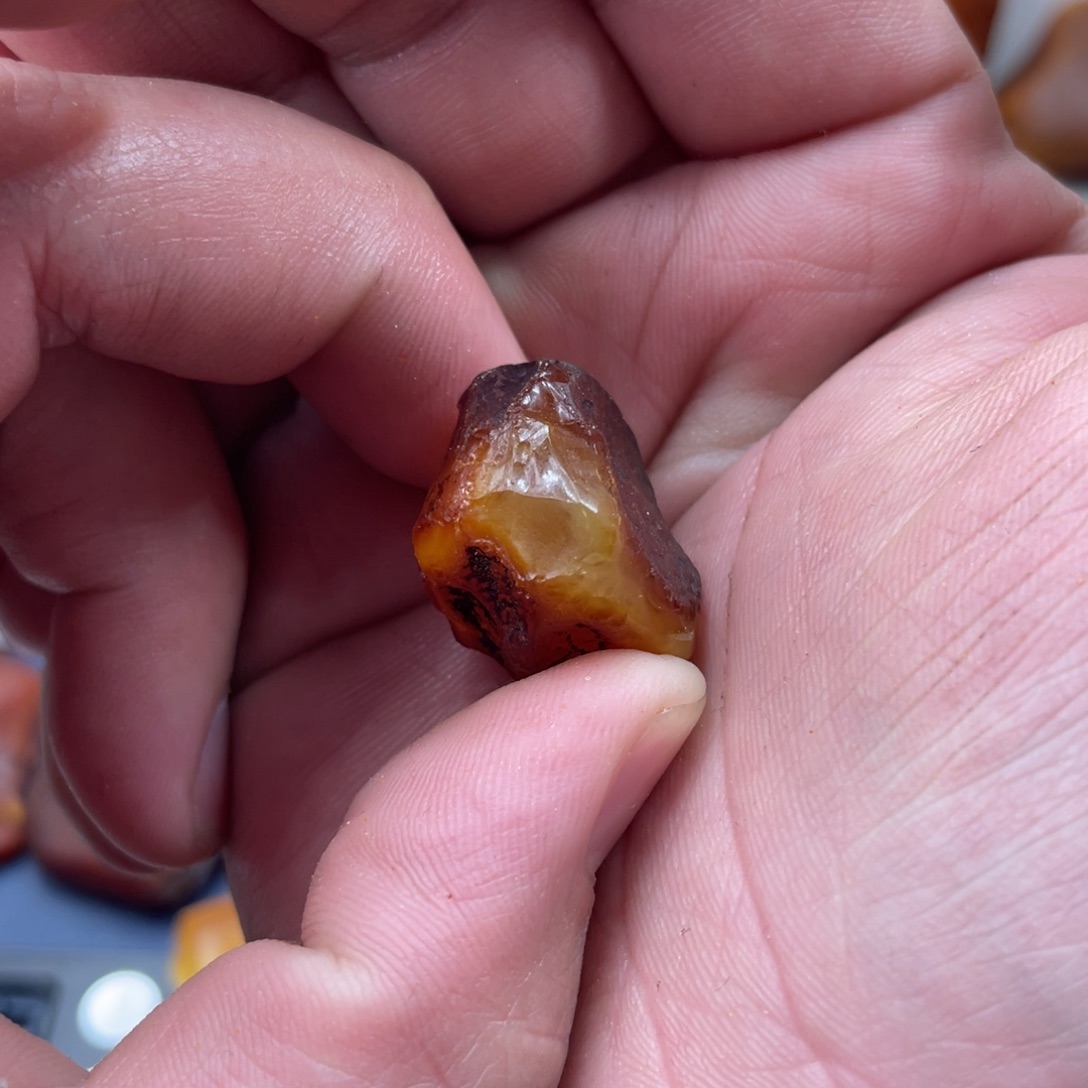 琥珀未镶嵌珠宝奇石蜜蜡订制珠子