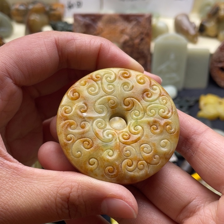 蛇纹石玉颈饰未镶嵌56