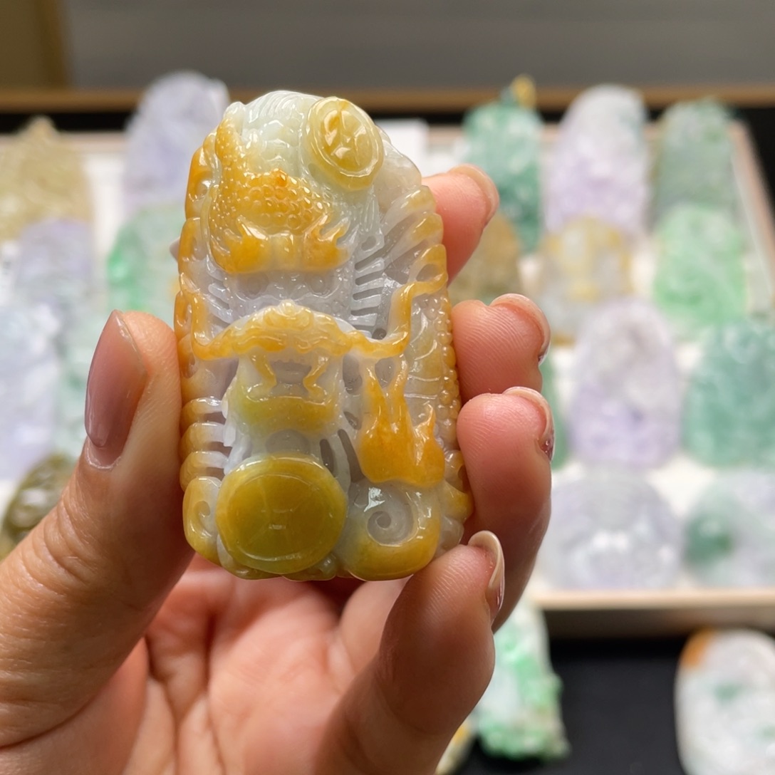 翡翠吊坠(不含链)未镶嵌