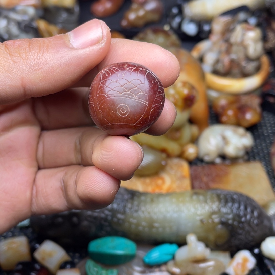 和田玉（糖玉）未镶嵌挂件