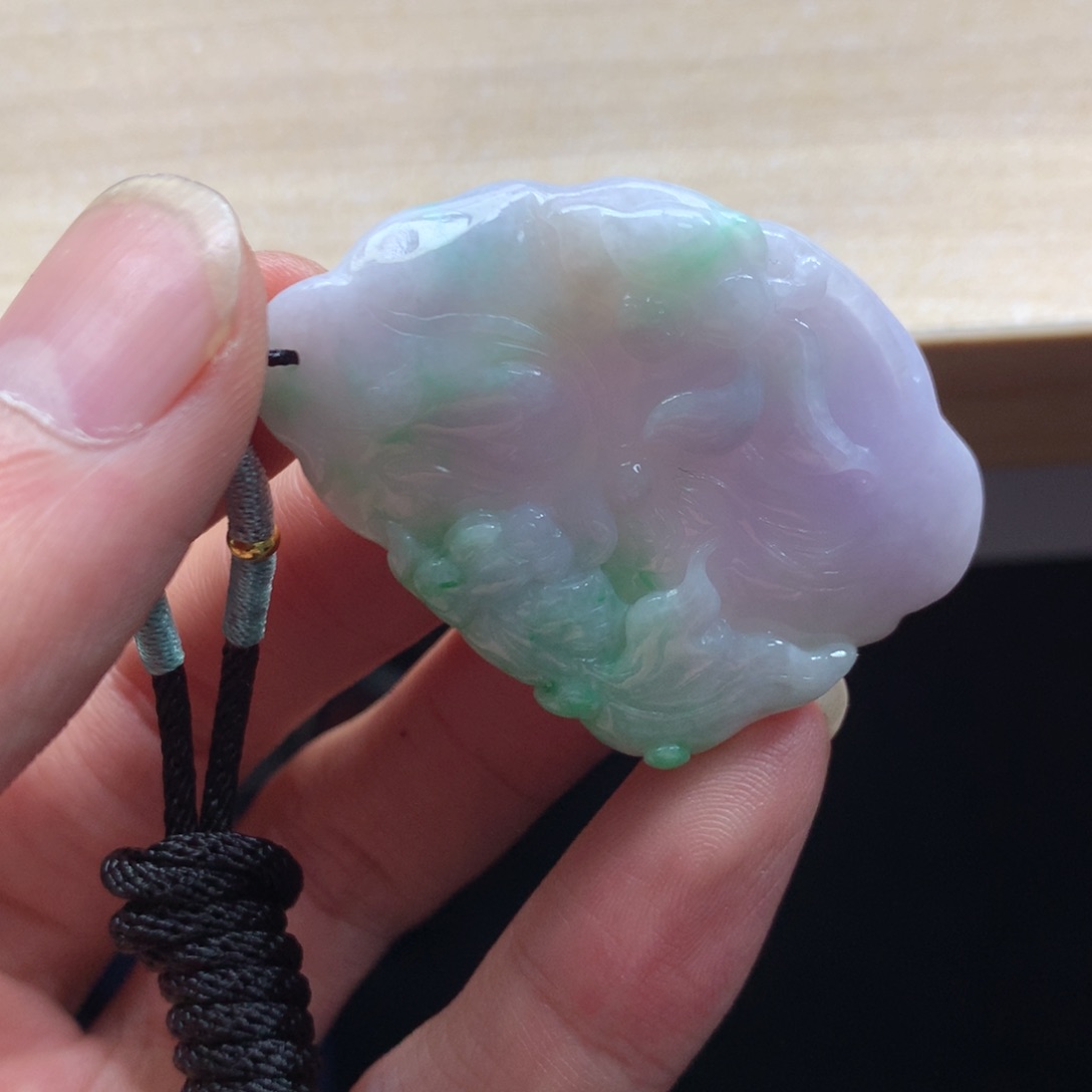 颈饰未镶嵌翡翠吊坠