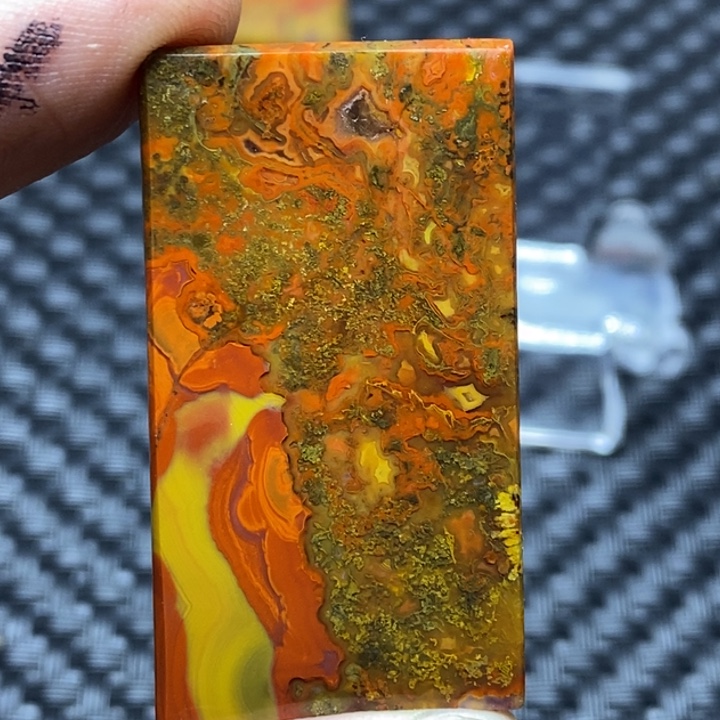 玛瑙/玉髓颈饰未镶嵌杉**了