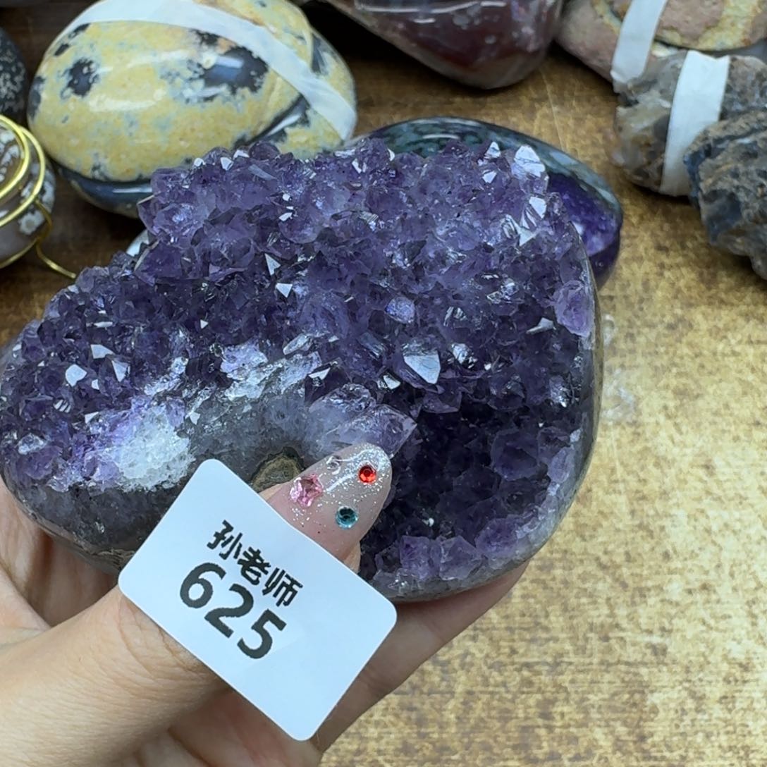 水晶大型摆件（非配饰）未镶嵌