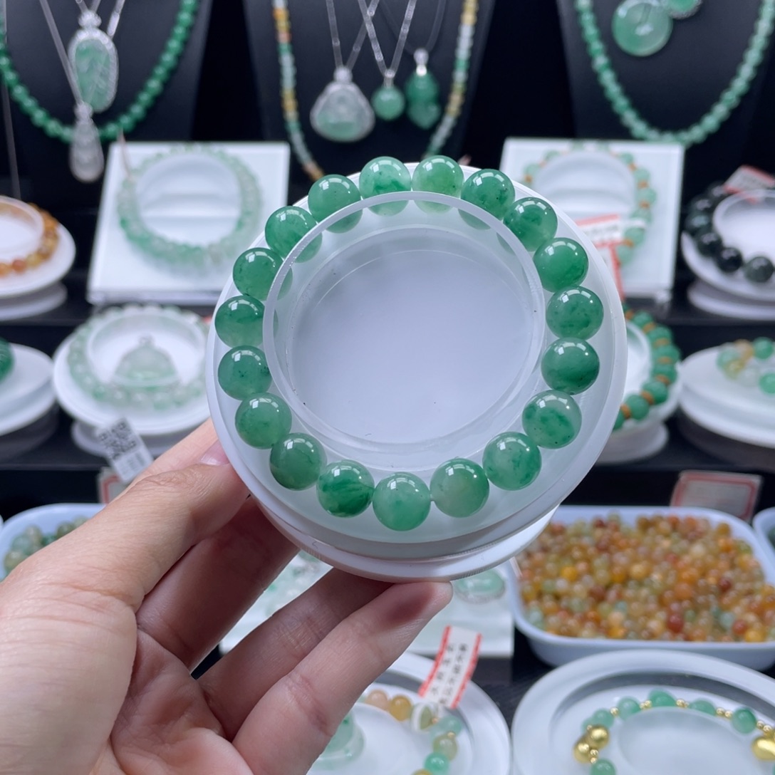 石英质玉（非洲翠）未镶嵌手串