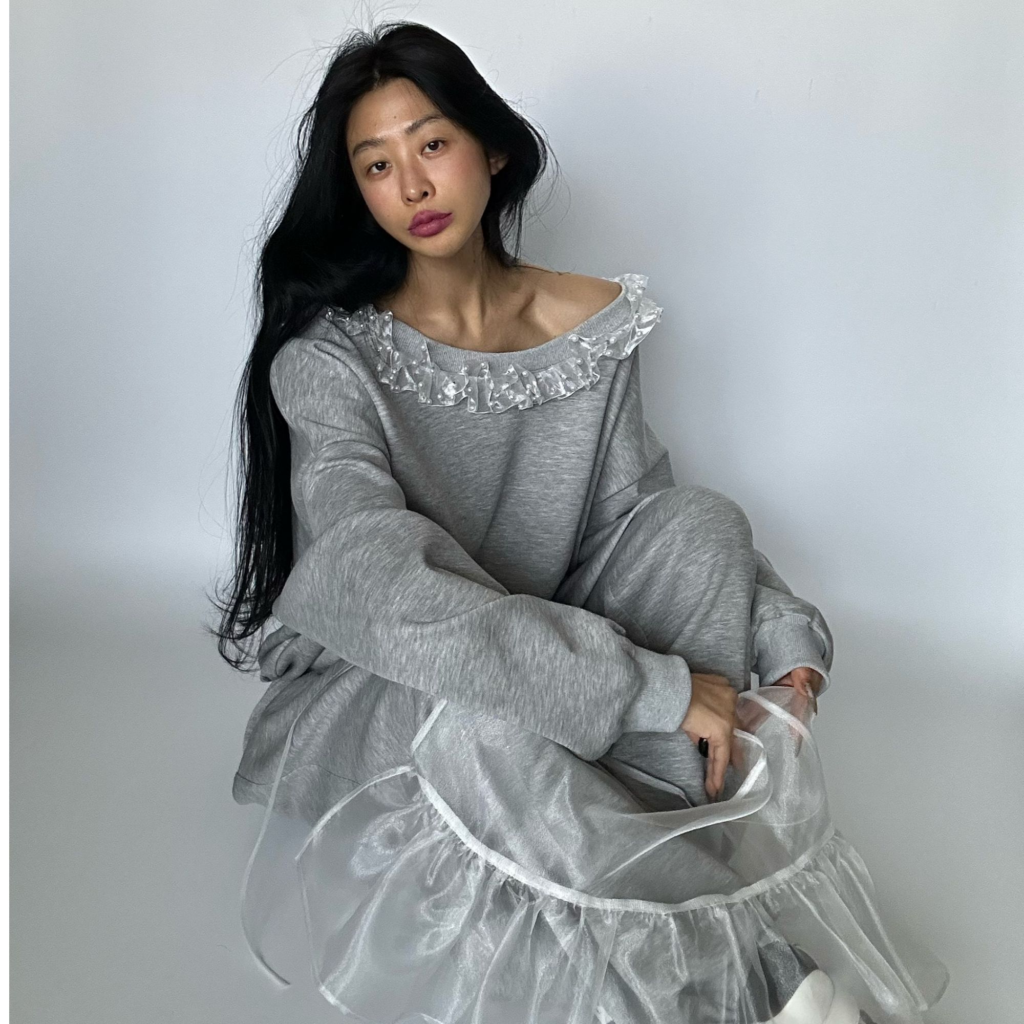 19896（定制款NO退NO换）可斜肩花边珠珠三件休闲套裝