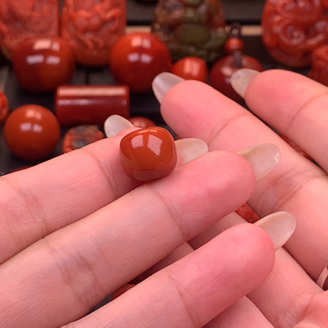 南红玛瑙未镶嵌川料原矿老型12.5mm