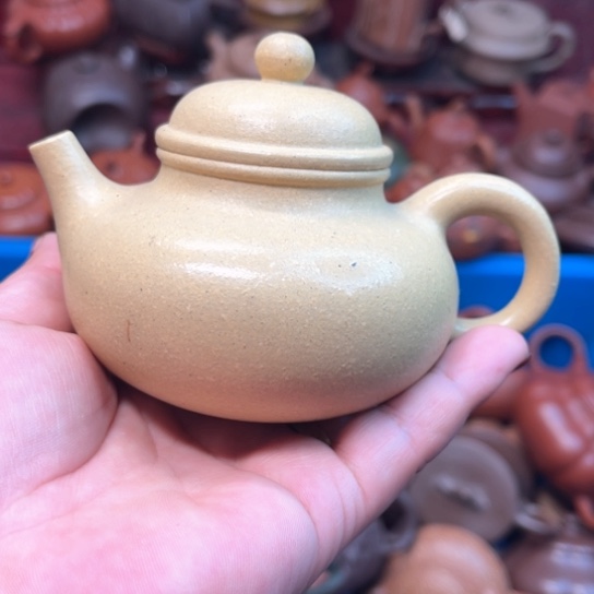 紫砂茶壶瑕疵………………