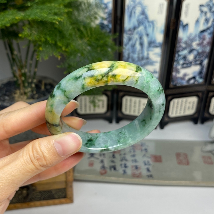 56.3老料黄加绿飘绿花复古正圈手镯 天然翡翠A货手镯