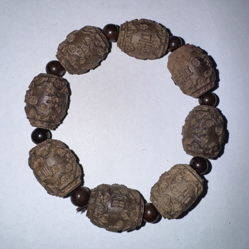 ZXD60雕刻珠手串2.4×1.8+隔珠0.8