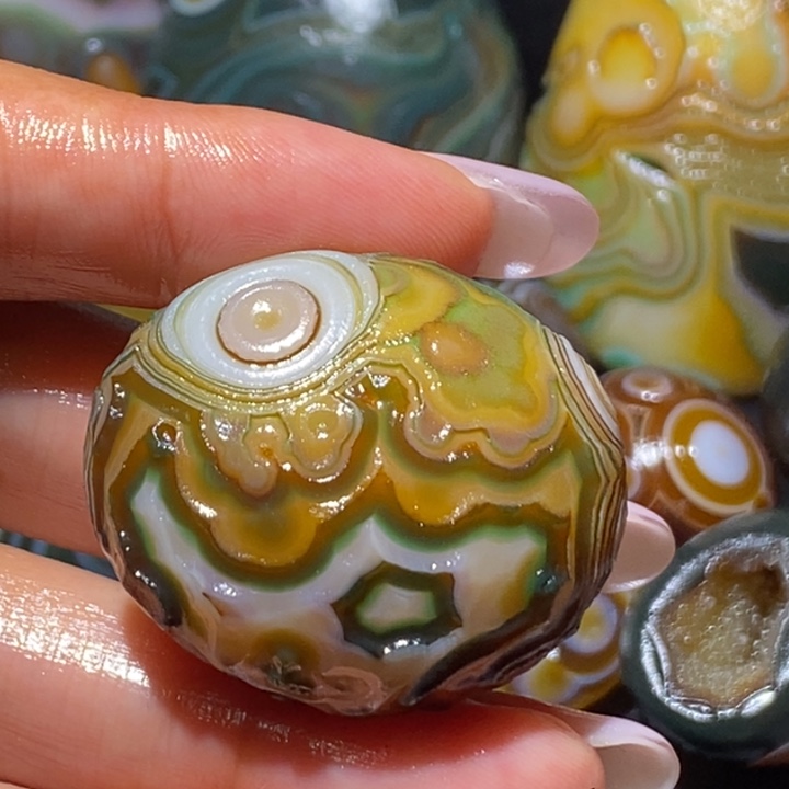 玛瑙/玉髓未镶嵌珠宝奇石109