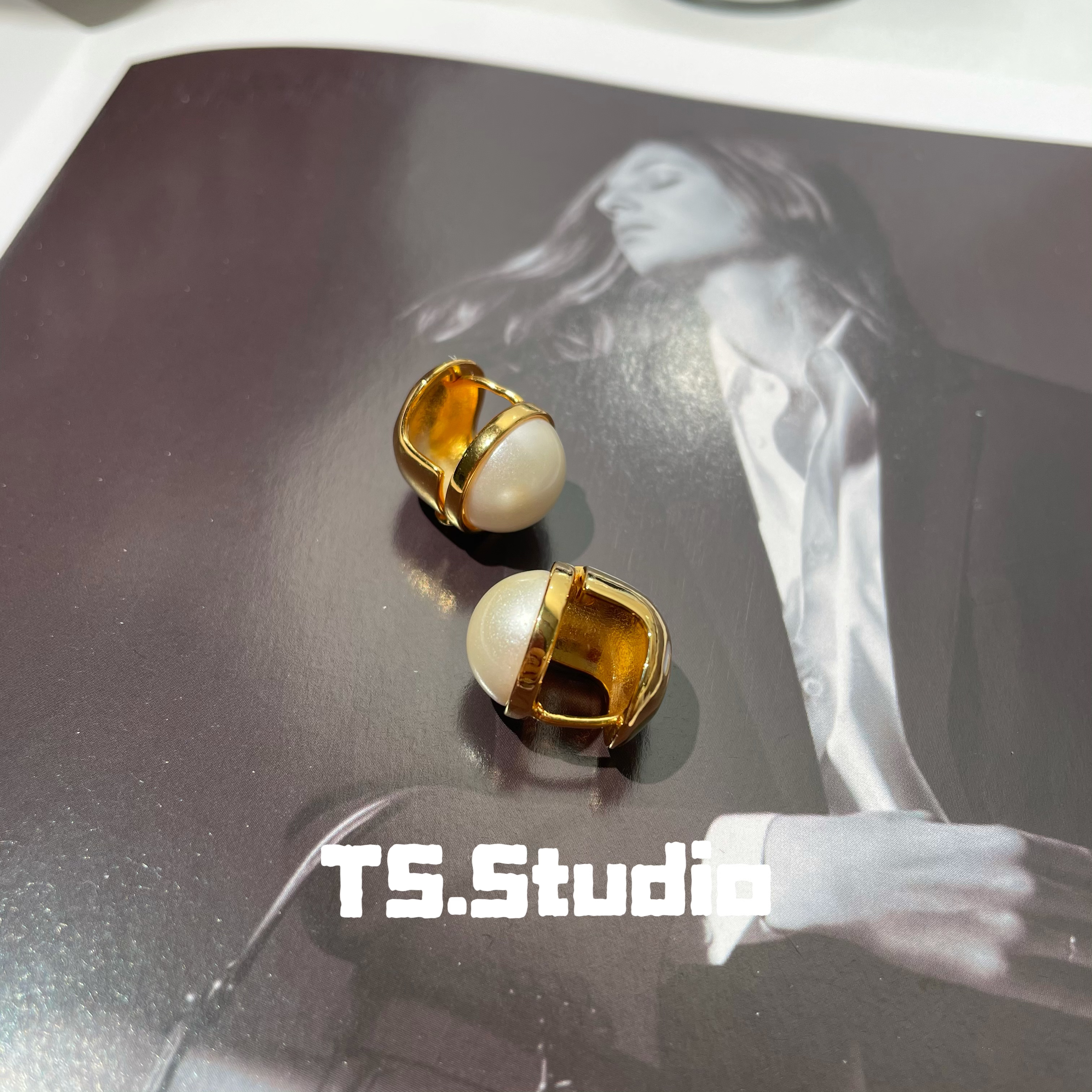 铜合金仿珍珠耳饰 M字母款两戴耳扣珍珠耳饰耳钉