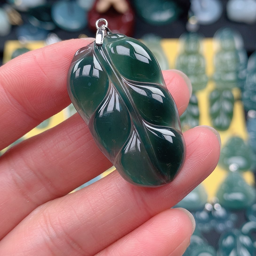 翡翠吊坠(不含链)未镶嵌吊坠