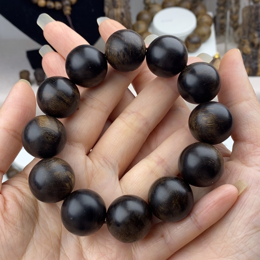 沉香手串国**安越南芽庄白奇楠