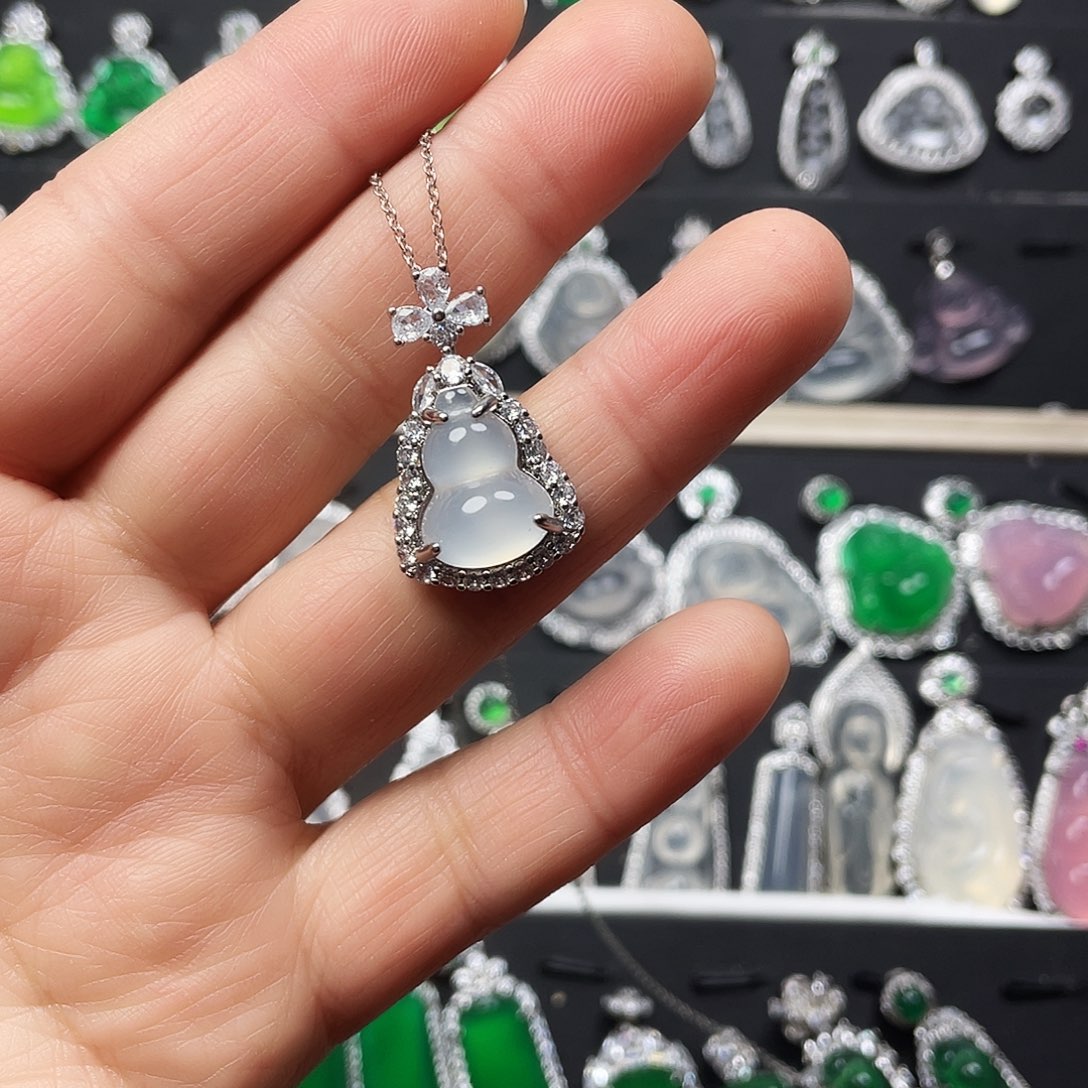 玛瑙/玉髓颈饰合金