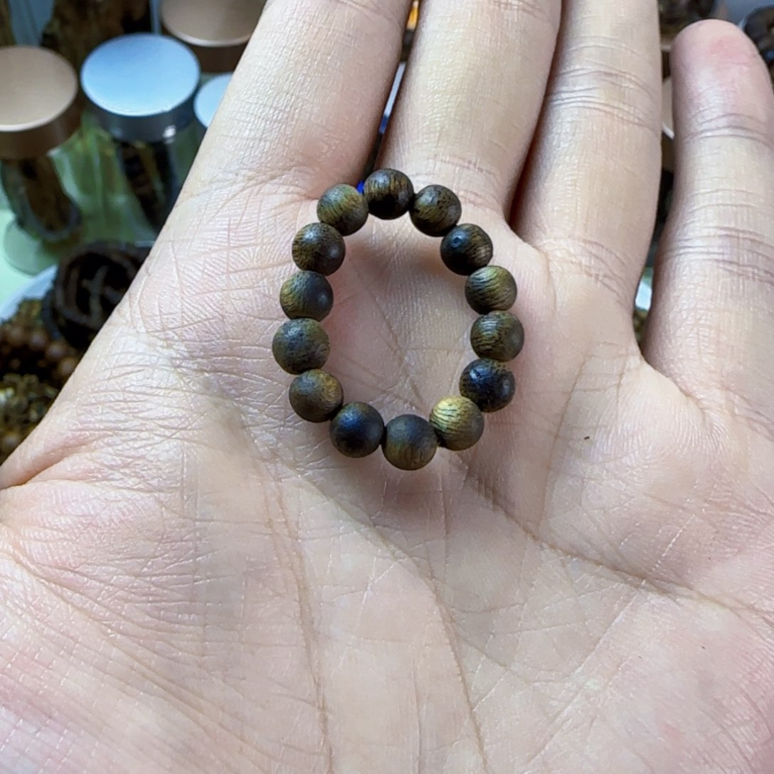 沉香碎屑沉香奇楠沉香碎戒指05