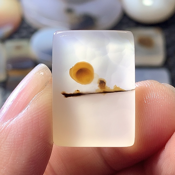 未镶嵌颈饰玛瑙/玉髓