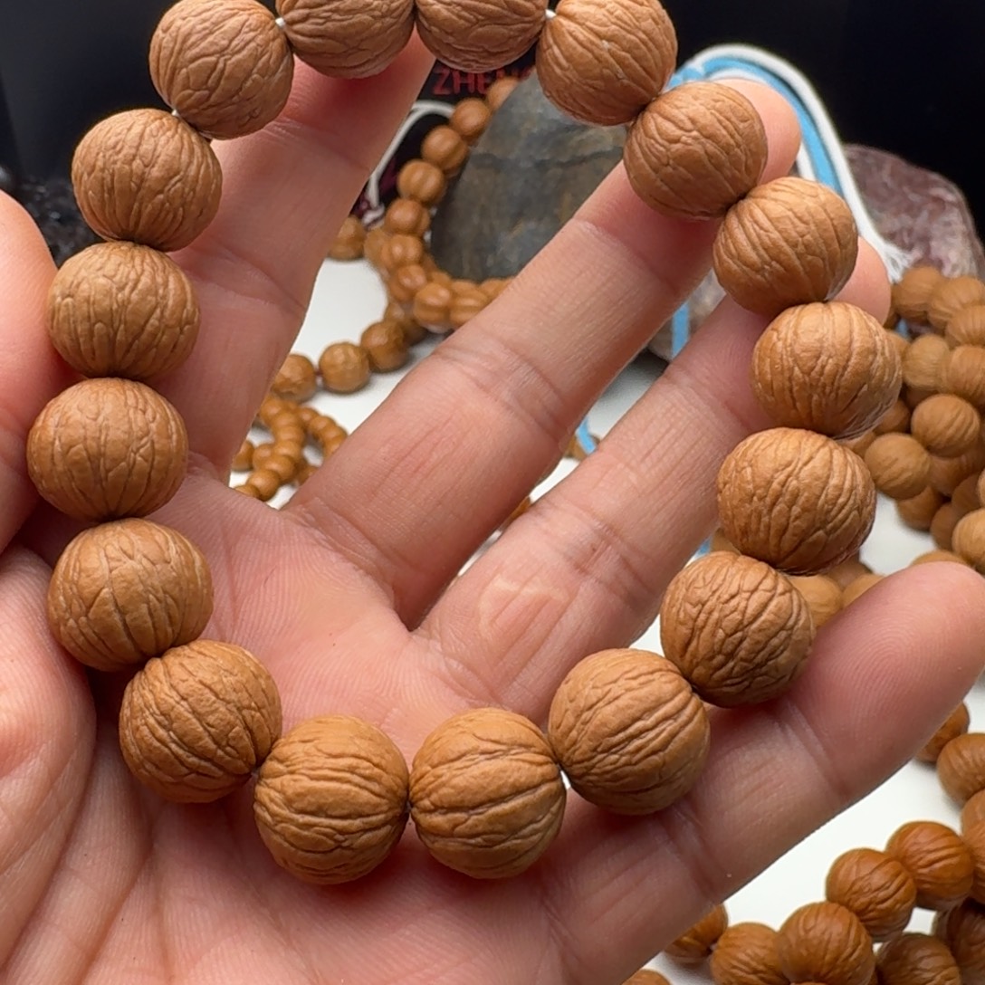 马***勇手串猴头核桃原皮原色凤羽不同尺