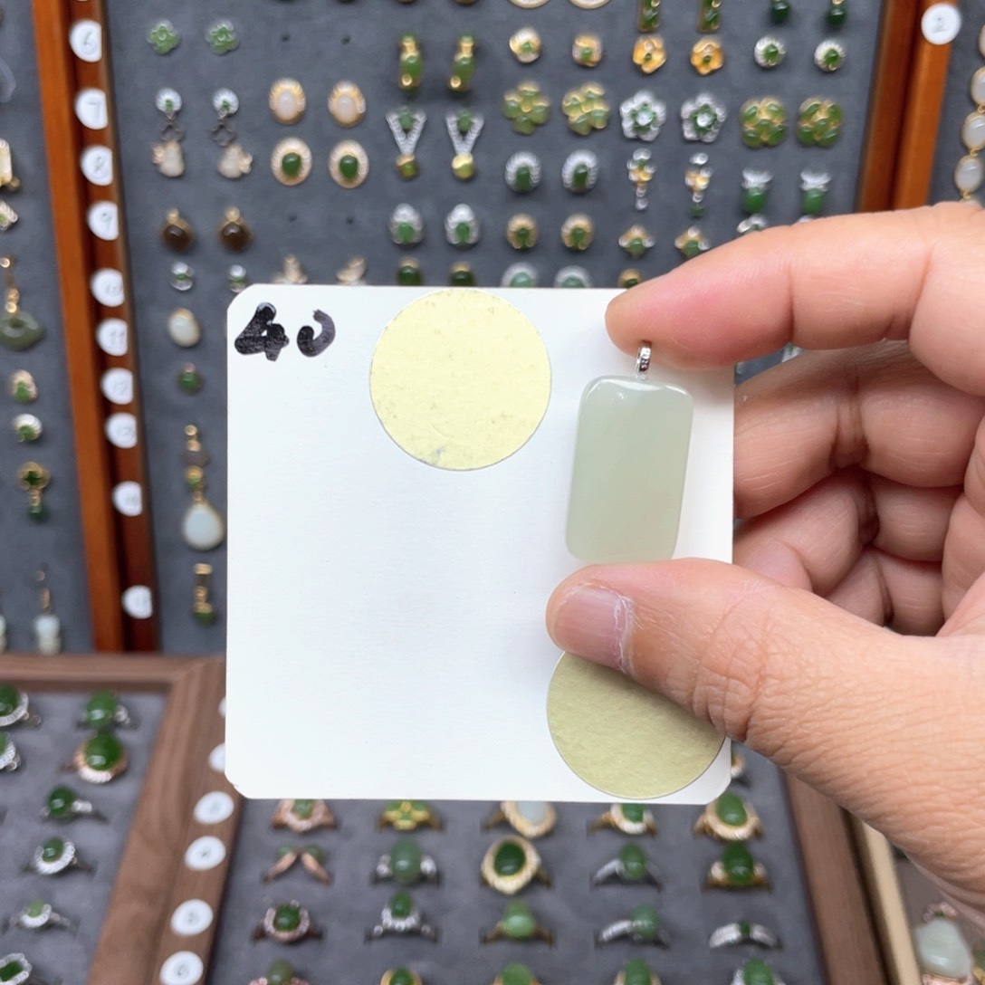 和田玉银S925镶嵌颈饰和田玉40