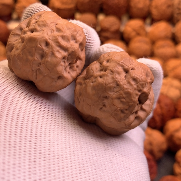 文玩核桃吊坠17………