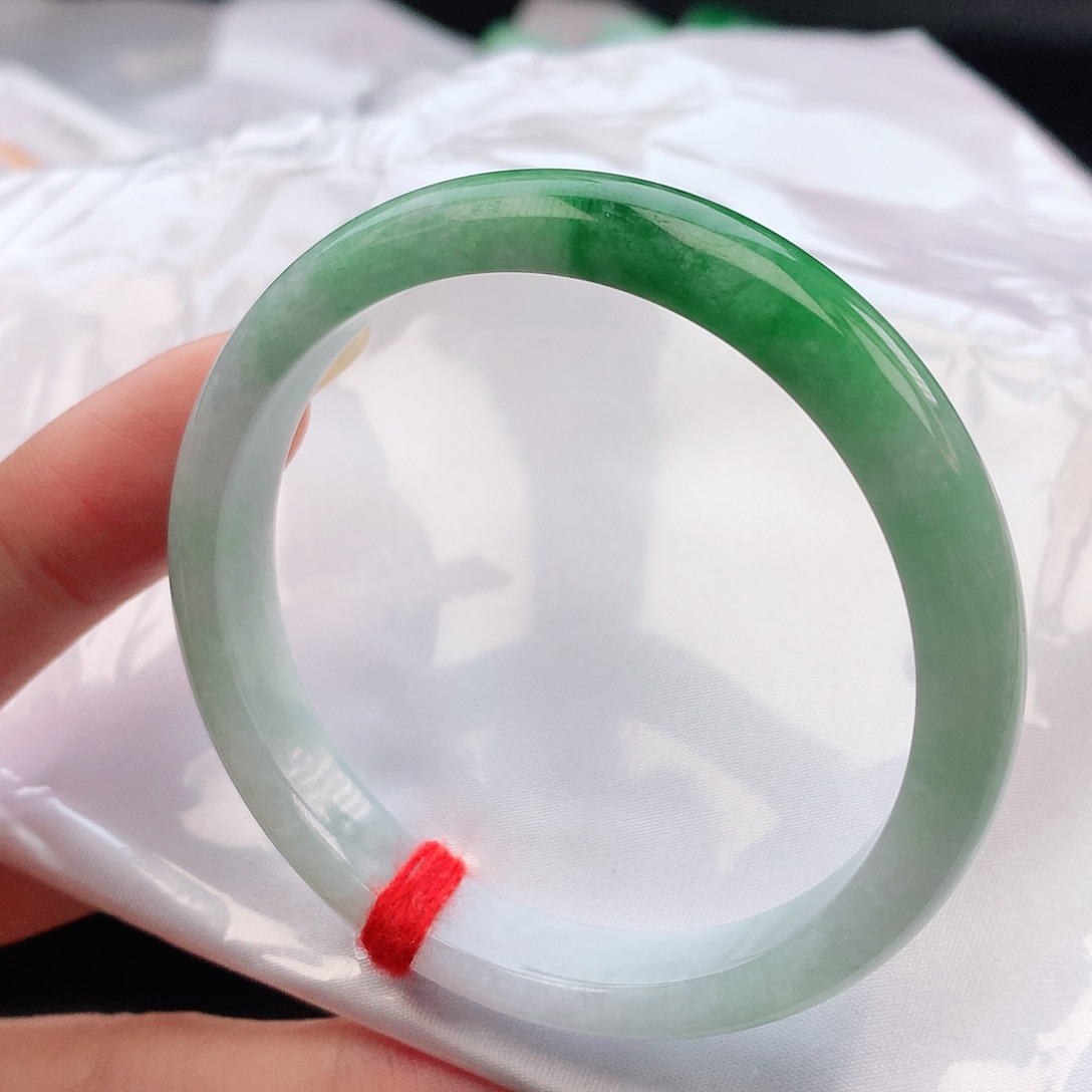 翡翠手镯未镶嵌53圈口150015