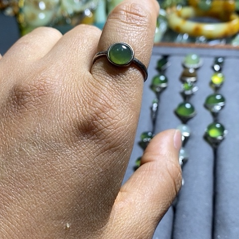岫玉戒指未镶嵌一个