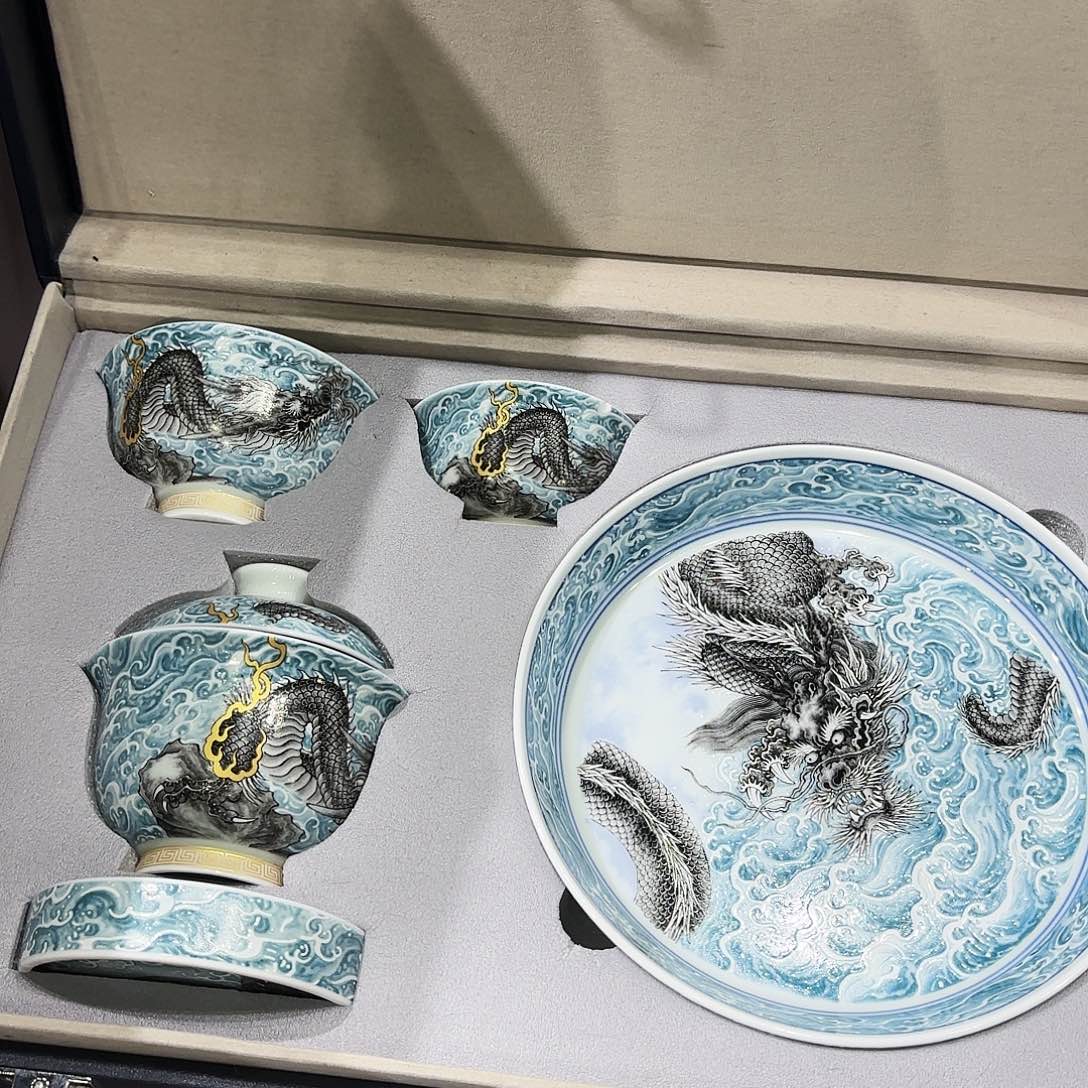 瓷片景德镇美术出版社