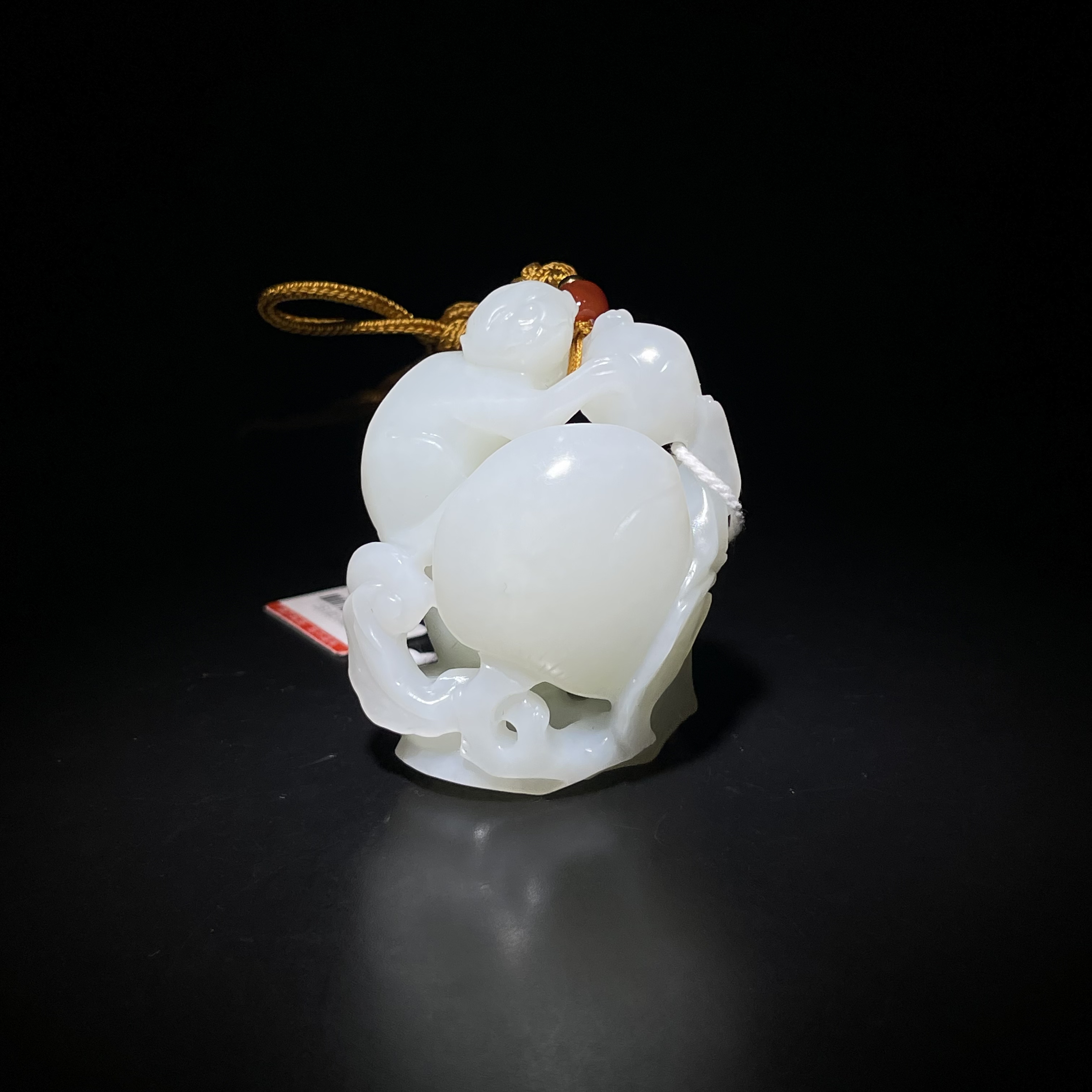 古玉臻藏灵猴献寿2510210004