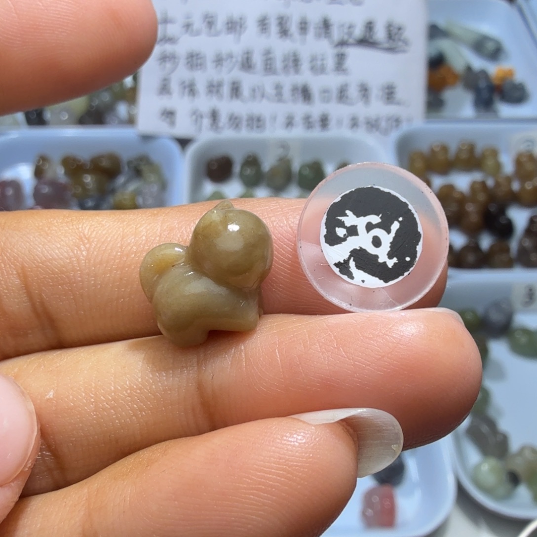 和田玉未镶嵌珠宝奇石