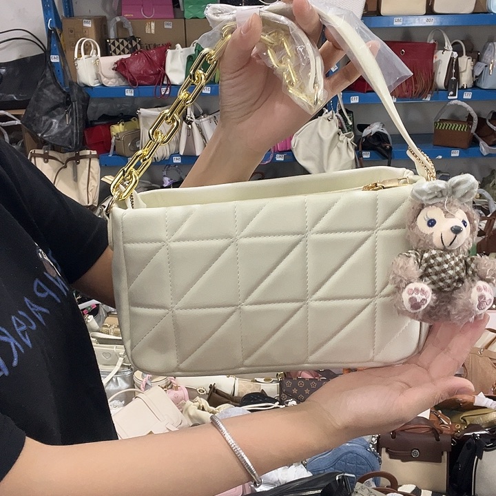 塑料104健健康康平平安安