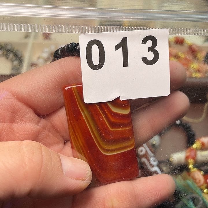 玛瑙/玉髓未镶嵌颈饰