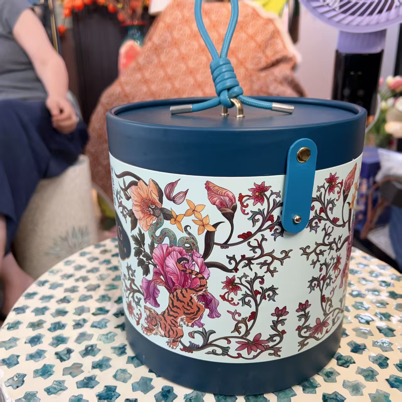 五瑞盈门四溢乐绵长包装礼盒