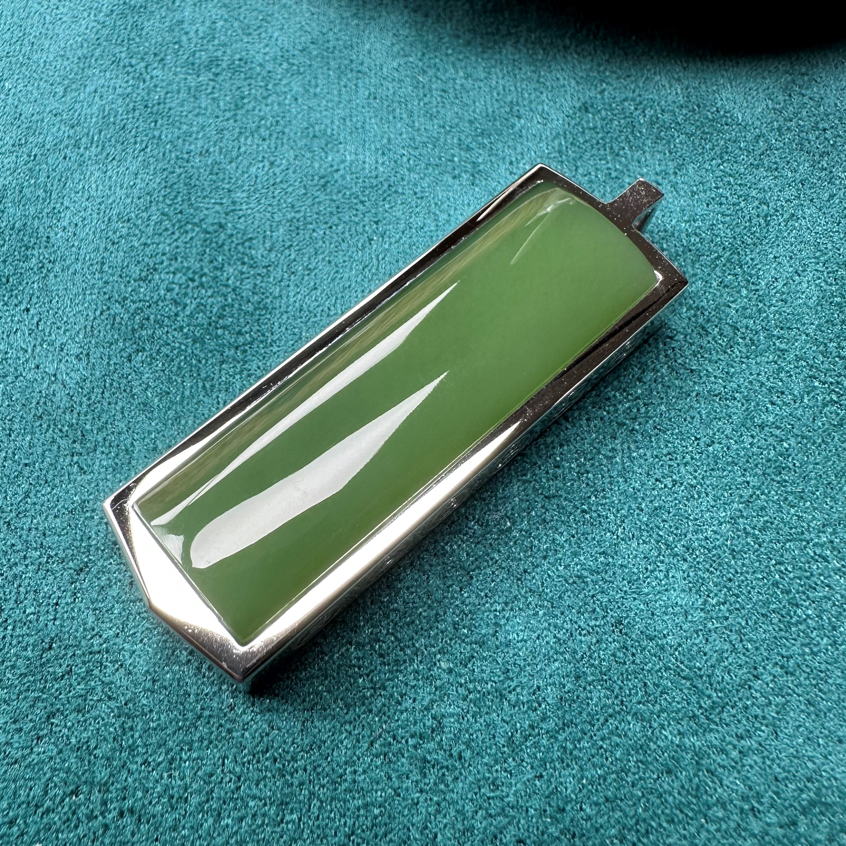 【星座守护】俄料碧玉粉绿（裸石45*15*1mm）18K金高定款吊坠朋克风