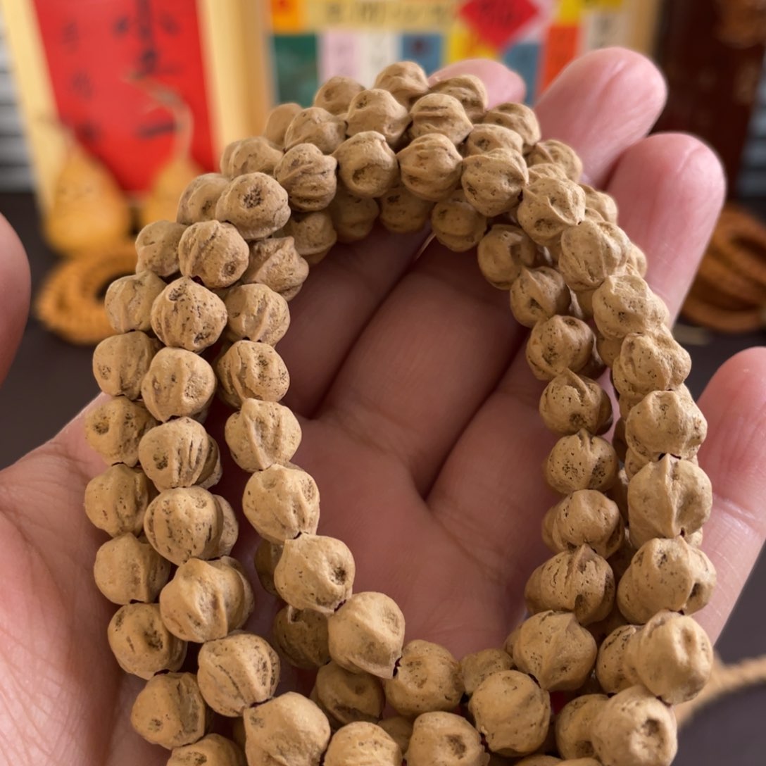 柏香籽/百香籽吊坠天花板高货 原桩深坑龙脊莲花特别沉 7.5