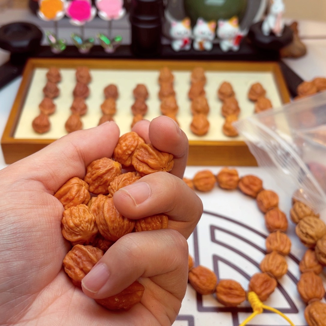 文玩核桃手串高*?蛤蟆头