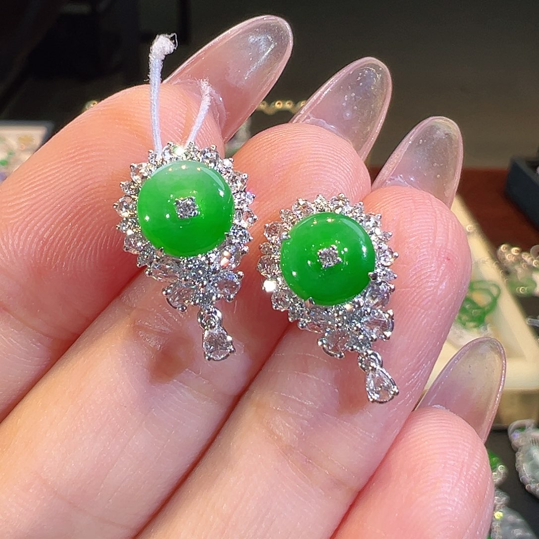 翡翠耳钉18K金镶嵌翡翠