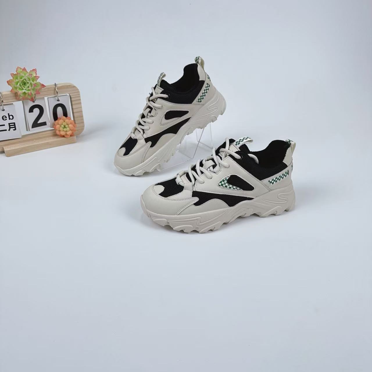 小强家女鞋  透气显脚小轻便运动鞋（A564-31-2）（C230839014-10）