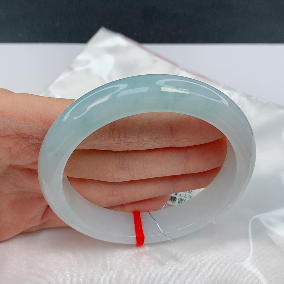 翡翠手镯未镶嵌61.4正圈清爽干净有纹耐看