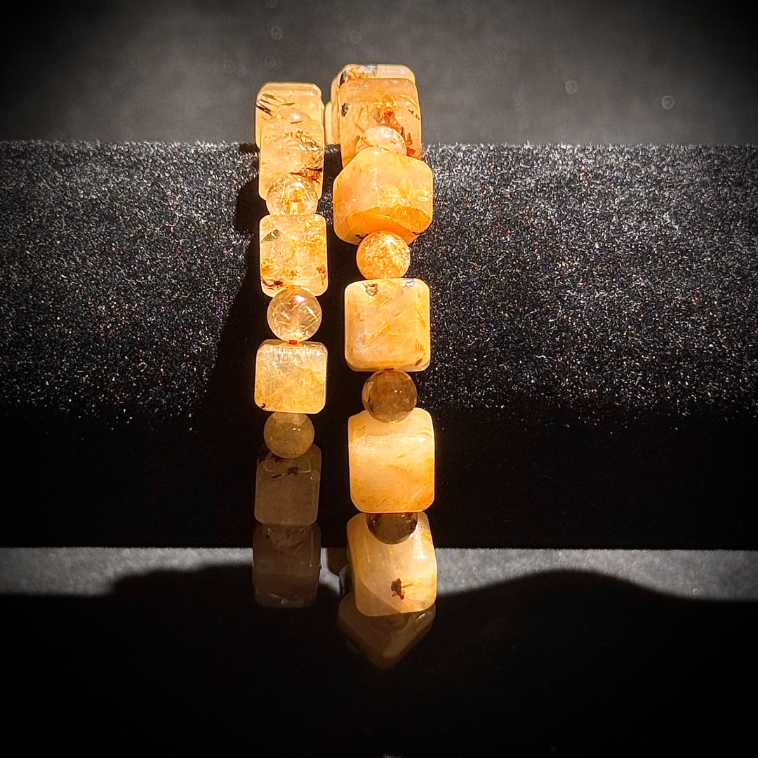 S2403【貝勒爺】发晶水晶方糖手串（多样性发其一）