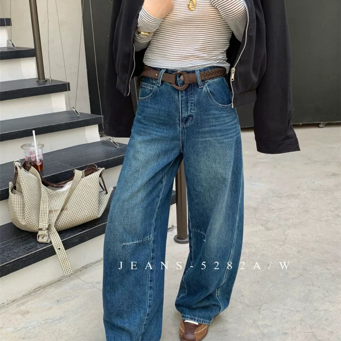 十三行品牌复古高腰弯刀牛仔阔腿裤5352